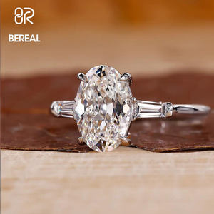 Bague de fiançailles de luxe en argent 925 avec trois pierres, diamant ovale VVS cultivé en laboratoire certifié IGI, diamant CVD créé en laboratoire - Product Image 2