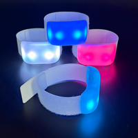 Pulsera LED Portátil para Eventos y Bodas, con 15 Colores LED, Alcance de 800m, 10 Zonas, Control Remoto de 433MHz, DMX512 para Fiestas