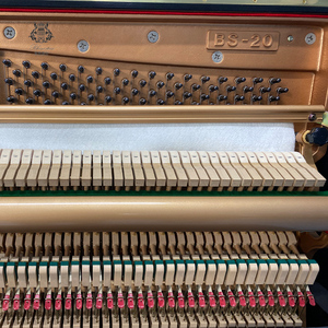 Personalización de fábrica de piano vertical japonés de <span class=keywords><strong>segunda</strong></span> <span class=keywords><strong>mano</strong></span> a la venta estilo mecánico negro - Product Image 6