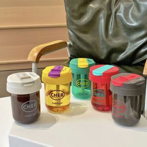 Nouvelle Bouteille d'Eau en Plastique Mignonne et Compacte de 300 ml, Sans BPA, avec Paille et Logo, Idéale pour le Bureau et l'Hydratation – Offre Spéciale - Product Image 2