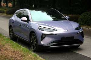 Precio de Fábrica Denza N7 702km Versión Premium Láser 5 Puertas 5 Plazas AWD 200-250kW 90-110kWh SUV Mediano Eléctrico Puro - Product Image 3