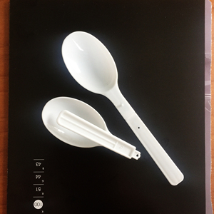 Cuillère en plastique jetable pliable, meilleure vente 1 pièce, cuillère <span class=keywords><strong>à</strong></span> <span class=keywords><strong>salade</strong></span> en plastique pour gâteaux aux fruits, <span class=keywords><strong>couverts</strong></span> en plastique - Product Image 6