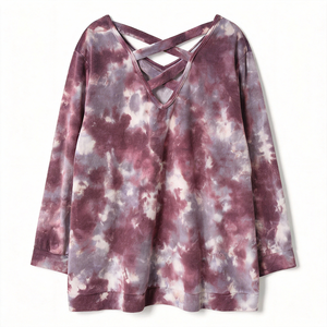 Camiseta <span class=keywords><strong>de</strong></span> Manga Larga con Estampado Tie Dye para Mujer, Certificada por GOTS y OEKO-TEX, Marca HuaYi |   Ropa <span class=keywords><strong>de</strong></span> Casa <span class=keywords><strong>de</strong></span> Algodón Suave con Cuello en V Cruzado - Product Image 3