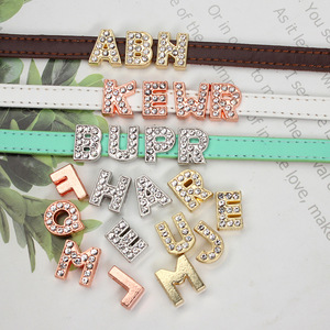 Adornos de Uñas con Letras del Alfabeto Inglés en 3D de 8 mm, Brillantes, Dorados y Plateados, con Pedrería, para Decoración de Uñas DIY - Product Image 3
