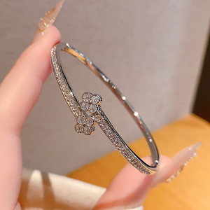 Korean Style <b>Bracelet</b> Gold Silver Flower Petal Micro Insert <b>Copper</b> Alloy Women's Wedding Jewelry Geometric Fashion Bangle - Product Image 3