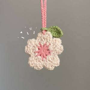 Hilo de flor de cerezo de primavera, colgante de ganchillo DIY, accesorios pequeños, llavero hecho a mano - Product Image 3