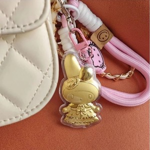 Llavero Dorado de My Melody de Shuibei, Forma 3D, Colgante Portátil para Bolsa, Regalo para Novia - Product Image 1