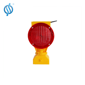 Semaforo lampeggiante a LED ad energia solare - Product Image 4