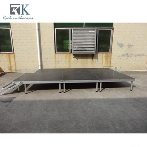 Plateforme de scène 4x4 pieds pour événements extérieurs, avec quatre pieds – Fournisseur - Product Image 3
