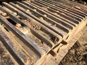 รถขุดตีนตะขาบ Doosan DH225LC 22.5 ตัน มือสอง พร้อมหัวต่อแบบ Quick Coupler และเบรกเกอร์  เครื่องยนต์ Doosan ได้รับการรับรองมาตรฐาน Daewoo CE  ปั๊มไฮดรอลิก KYB - Product Image 5