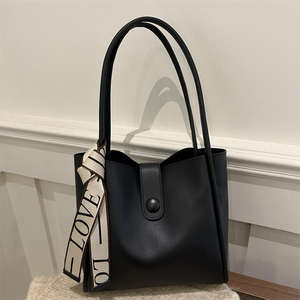 Sac à main pour femme en cuir PU de haute qualité, sac à bandoulière rétro minimaliste pour femme - Product Image 6