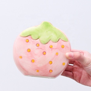 Vaso di frutta in ceramica moderna a forma di fragola pennello cosmetico penna adatta per la decorazione della casa del secchio - Product Image 3