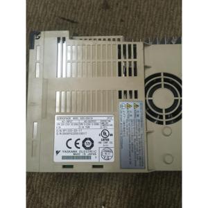 Controlador de Motor Industrial Yaskawa Servo Drive SGDS-08A12A 200V - Product Image 4