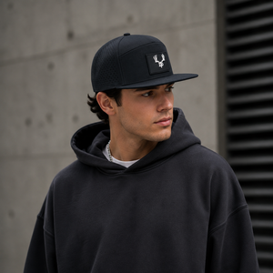Casquette de golf à cinq panneaux avec patch en silicone, logo personnalisé, haute qualité, faible MOQ, casquette snapback respirante et durable pour homme, idéale pour l'extérieur - Product Image 5