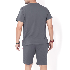 โรงงานผู้ผลิต OEM รับผลิตเสื้อยืดและกางเกงขาสั้นผู้ชายแบบกำหนดเอง ชุดเซ็ตขายส่งสำหรับฤดูร้อน - Product Image 3