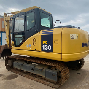 Komatsu รถขุดมือสอง PC130-7 - Product Image 1