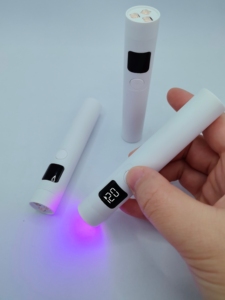 Sèche-ongles UV LED portable professionnel 6W à séchage rapide et lampe rechargeable sans fil, minuterie 60/120s, fabriqué en plastique durable - Product Image 1