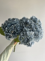 H-536 Hydrangea artificiel fait main à toucher réel avec 196 têtes de fleurs pour la décoration de mariage, de la maison, de Noël, de la remise des diplômes et du Nouvel An