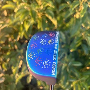 2025 Putter de golf de aniversario de media luna para diestros Unisex CNC cara fresada portátil con diseño de flor de cerezo Edición Limitada - Product Image 1