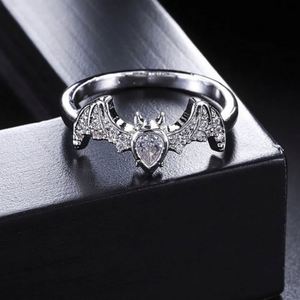 Anillos de Pareja Retro Punk con Zirconia, Anillo Abierto de Murciélago Animal para Hombres y Mujeres, Anillo de Murciélago Animal Hip Hop Punk, Anillo de Murciélago Chapado en Oro con Zirconia - Product Image 4