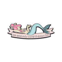 Broches en métal en gros, motifs de dessins animés, sirène mignonne, épingles en émail, broches de revers tendance pour vêtements et accessoires, en stock