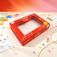 Boîte cadeau rouge personnalisée à rabat, en carton rigide, avec fenêtre transparente, illustration colorée et plateau blanc pour artisanat, jouets et cadeaux