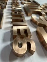 Enseigne lumineuse personnalisée avec logo rétroéclairé pour affichage extérieur – Lettres LED lumineuses pour l'image de marque des entreprises
