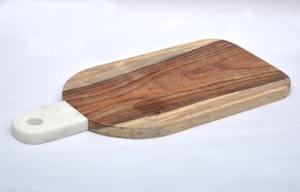 Planche à découper en bois artisanale de qualité supérieure, solide et élégante pour les chefs professionnels et les cuisiniers amateurs, durable pour l'utilisation des légumes - Product Image 6