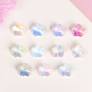 คริสตัลแก้วรูปดอกไม้ ประดับเล็บแบบ DIY สีมอคค่า แพ็ค 12 ช่อง - Product Image 1