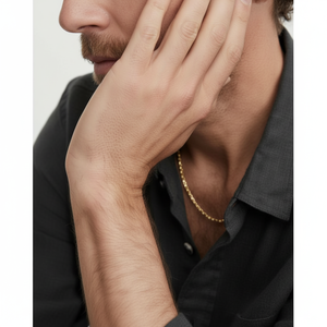 Bracelet chaîne Figaro audacieux, vintage et tendance, plaqué or, avec perle et diamant, idéal pour les fêtes et les cadeaux - Product Image 1