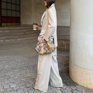 Completo Blazer da <span class=keywords><strong>donna</strong></span> <span class=keywords><strong>oversize</strong></span> per abbigliamento in due pezzi da ufficio in tinta unita Beige, tinta unita Casual, in raso minimalista - Product Image 2