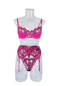 Conjunto de lencería sexy de 3 piezas para mujer: sujetador con aros, tanga y encaje calado con bordado de amor - Product Image 5