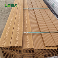 Plancher de terrasse en composite bois-plastique 3D à bords plats, 25 mm, en teck, pour extérieur, utilisé pour les piscines
