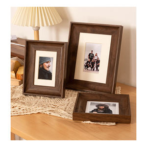 Cadres <span class=keywords><strong>photo</strong></span> en bois massif avec support pour <span class=keywords><strong>montage</strong></span> mural ou pour présentation sur table - Product Image 2