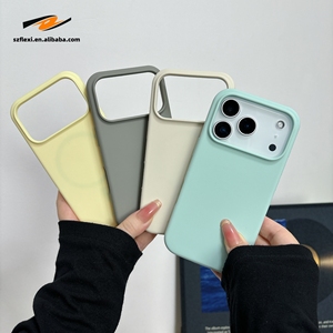 Custodia Magnetica Opaca in <span class=keywords><strong>Silicone</strong></span> Liquido per <span class=keywords><strong>iPhone</strong></span> 17 Pro Max 16 17 Pro 15 14 13 12 <span class=keywords><strong>11</strong></span> Pro Max Plus, Disponibile in Vari Colori Vivaci - Product Image 4