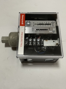 Contrôleur proportionnel L91B1100 pour chaudière, régulateur à réglage proportionnel - Product Image 3