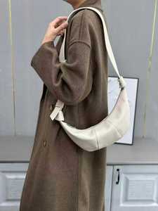 Sac à bandoulière en cuir véritable souple pour femmes, couleur unie, demi-lune, sacs à bandoulière fantaisie célèbres à la mode pour femmes, sac en cuir véritable - Product Image 3