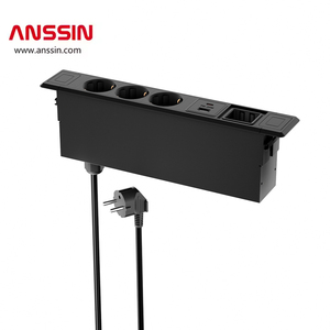 โมดูลไฟฟ้าแบบฝังคู่ช่องเสียบ EU-6ช่อง AC และพอร์ต USB ที่เสียบบนโต๊ะทำจากอะลูมิเนียมอัลลอย - Product Image 1