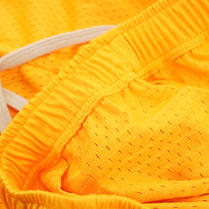 Short en maille à cordon personnalisé de haute qualité en gros Short en maille de basket-ball élastique respirant pour hommes - Product Image 2