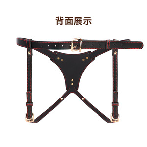 Arnés Erótico de Cuero para Mujer, Negro, Ajustable, con Anillos Metálicos, para Adultos - Product Image 4