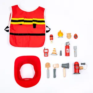 儿童消防员木制玩具套装角色扮演玩具消防员儿童海关消防员主题木制游戏套装