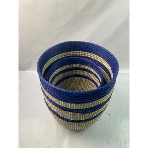 ตะกร้าผ้าทอที่มีสไตล์และเป็นมิตรต่อสิ่งแวดล้อมทำด้วยมือสีสันสดใสแนวชนบท - Product Image 1