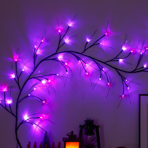 Guirlande lumineuse LED blanche chaude pour Halloween, 6,5 pieds, indice de protection IP44, décorations effrayantes pour mur, cheminée, fête, à intensité variable - Product Image 1