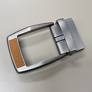 Fibbia della cintura da <span class=keywords><strong>uomo</strong></span> di fascia alta con fibbia funzionale alla moda adatta per affari <span class=keywords><strong>accessori</strong></span> per cintura di Jeans Casual - Product Image 1