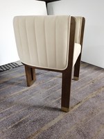 Chaise de salle à manger en velours de style mid-century, idéale pour la maison, les appartements, les hôtels, les écoles et les centres commerciaux