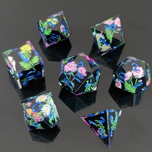 Último Set <span class=keywords><strong>de</strong></span> Dados Poliédricos <span class=keywords><strong>de</strong></span> Resina <span class=keywords><strong>de</strong></span> 7 Piezas Coloridos con Diseño <span class=keywords><strong>de</strong></span> Flor Espacial para <span class=keywords><strong>Juegos</strong></span> <span class=keywords><strong>de</strong></span> Mesa DND RPG - Product Image 2