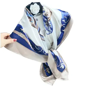 卸売中国スクエアシルクスカーフカスタム印刷、ファッションデザイナー100% シルクスカーフ
