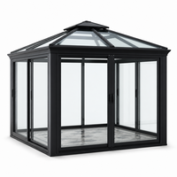 Serre autoportante à toit en pente avec stores motorisés intégrés pour jardin d'hiver, villa, patio, pavillon