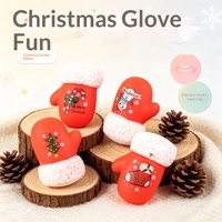 Kreative Weihnachtshandschuhe Socken Squishy Stressabbau-Spielzeug Geschenk Großhandel Weihnachtspuppe Cartoon-Figur Weiches Gummispielzeug