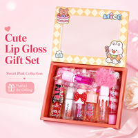 Coffret cadeau de 4 gloss à lèvres en tube souple, motif dessin animé, avec breloque en peluche, fini éclatant à fines paillettes, longue tenue, idéal pour les fêtes